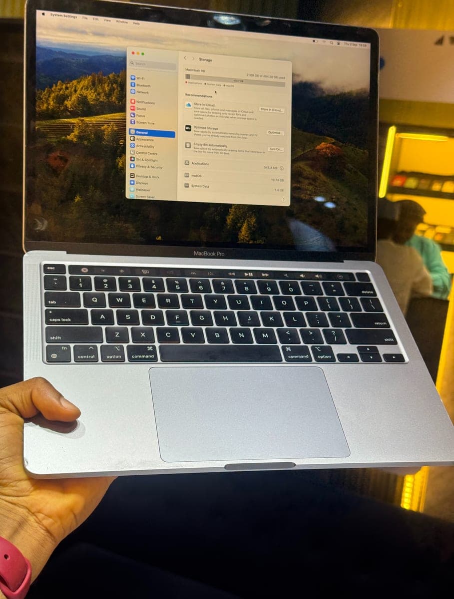 MacBook Pro 13" (2020) M1